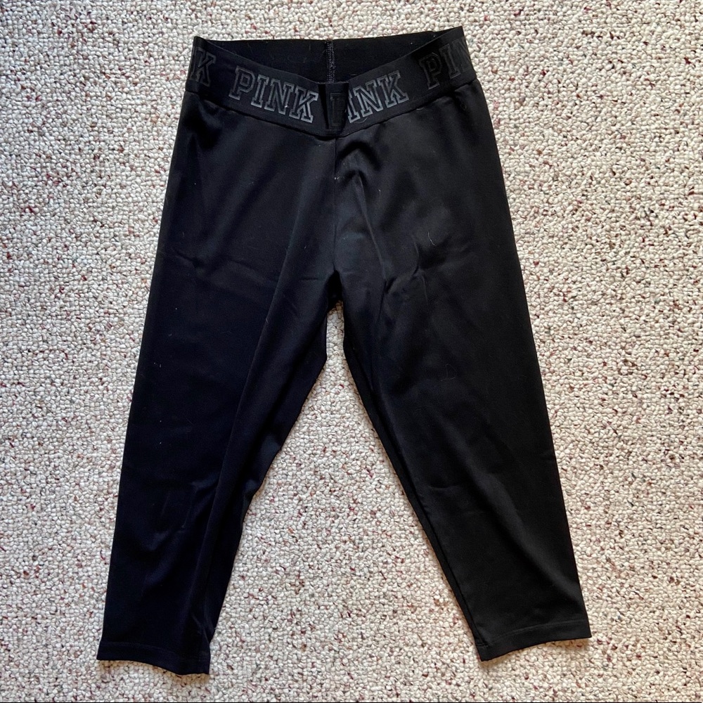 VS PiNK Ultimate Capri Leggings